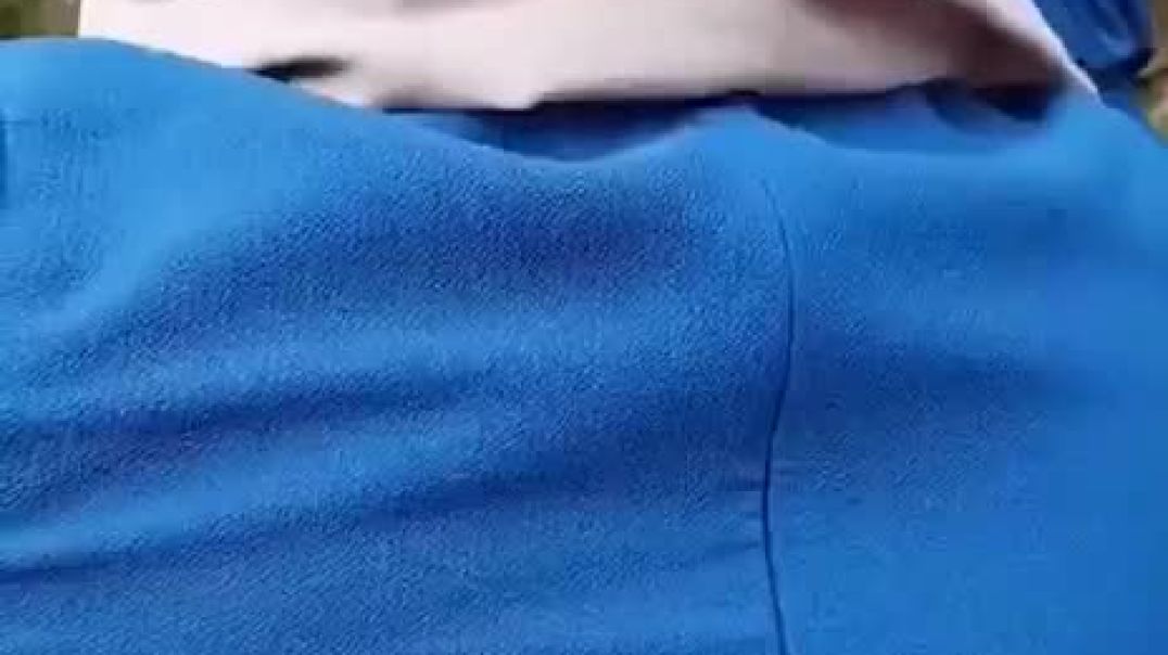 Komşunun karısını köşede yakaladı